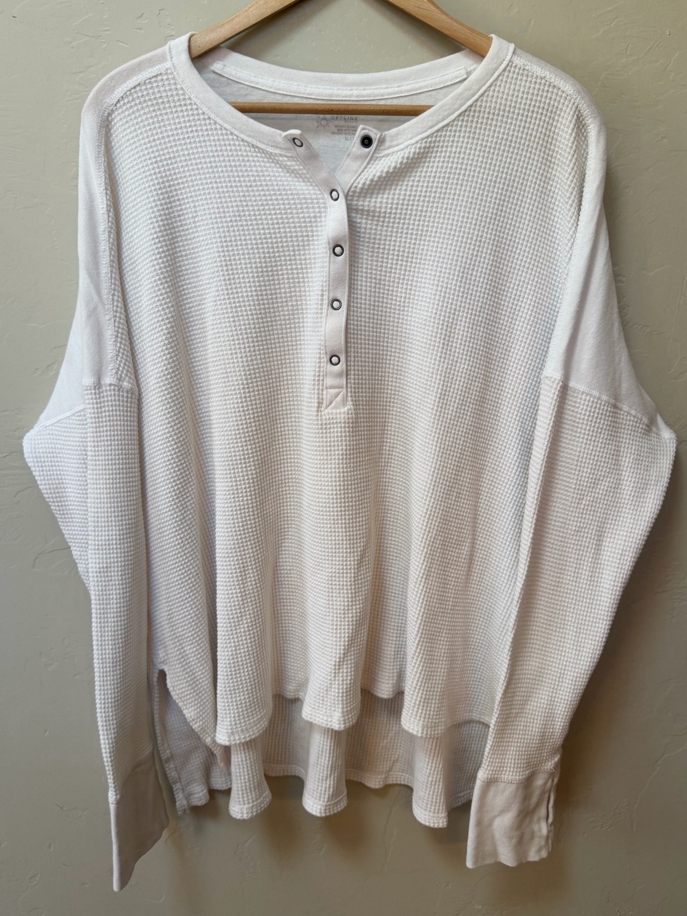 Aerie Offline White Waffle Knit Henley Hi Lo Long Sleeve Size XL
